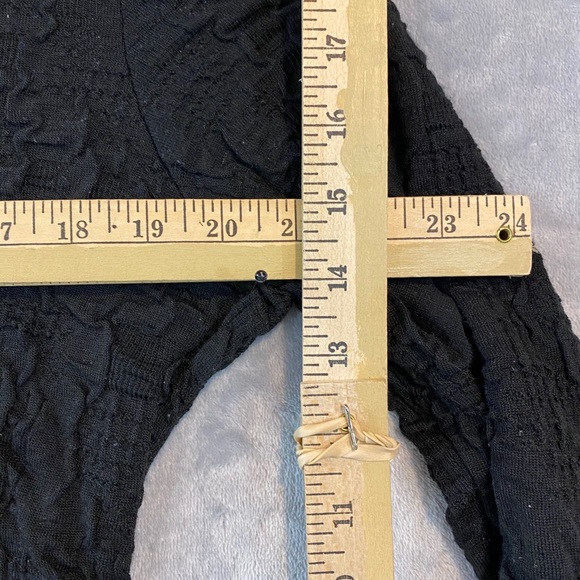 Sno-Skins Turtleneck - Picture 6 of 8